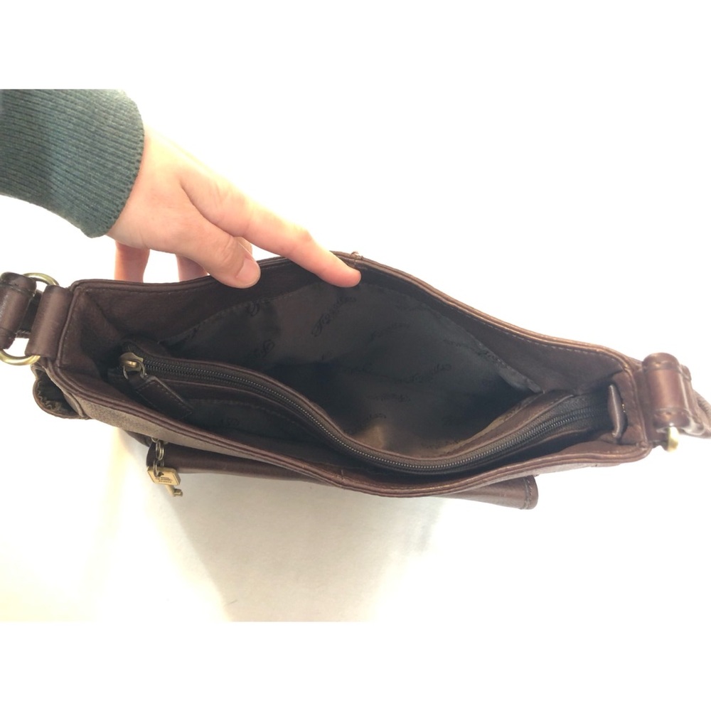Vintage Leather Fossil Shoulder Bag - Picture 5 of 7